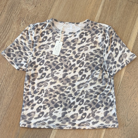 aerie Tops - Leopard Print Short Sleeve Tee